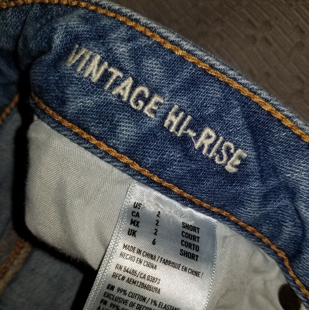 Why Poshmark? - Picture 2 of 8